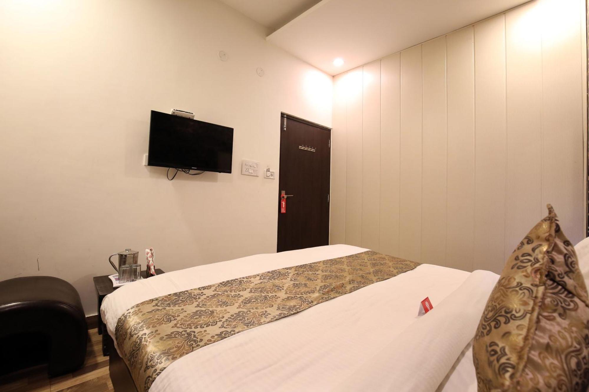 OYO 9055 Hotel Rich Inn Amritsar Exterior foto